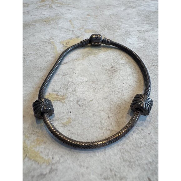 Pandora 925 Sterling Silver Snake Starter Bracelet with 2 Charm Clips Patina - Picture 1 of 5